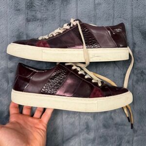 Tory Burch Low Top Sneaker Womens 9M Burgundy Mixed Media Croc Embossed 8913